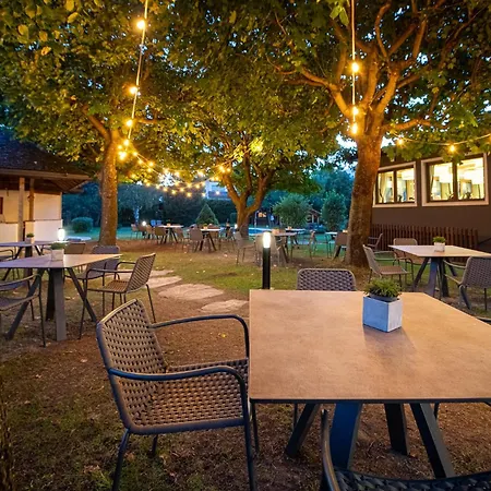 Ander Hotel 4*